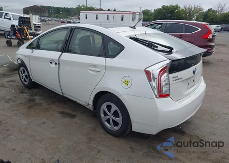 2014 Toyota Prius Three z USA, uszkodzony, nr VIN JTDKN3DU5E1754960